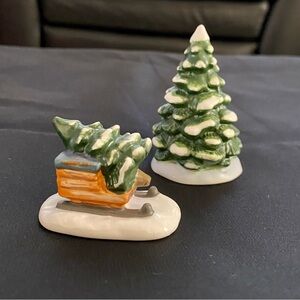 Hummel Green and Orange Holiday Figurine Set